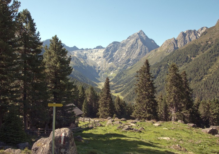 View of "Lüsenser Fernerkogel" peak