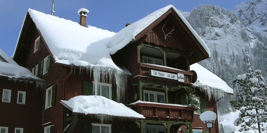 Café Pension zum Jäger im Winterkleid