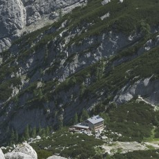 Alpine hut "Blaueishütte"
