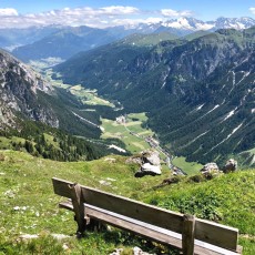 View down to the "Gschnitztal"
