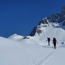 ... Ziel für eine Tagestour in der stillen Winterlandschaft oder Zwischenstopp für anspruchsvolle Touren.