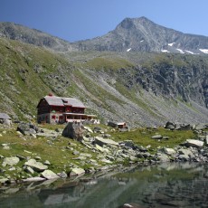 The "Arthur von Schmid" hut in the Dösental