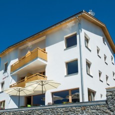Guarda Lodge in the Engadine model village of Guarda