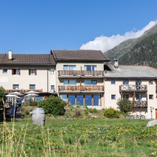 The Meisser Lodge is located in the outskirts of Guarda