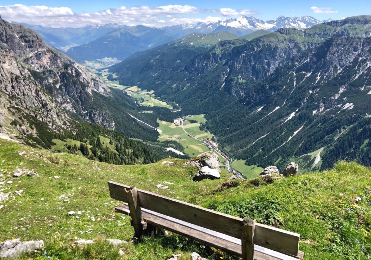 View down to the "Gschnitztal"