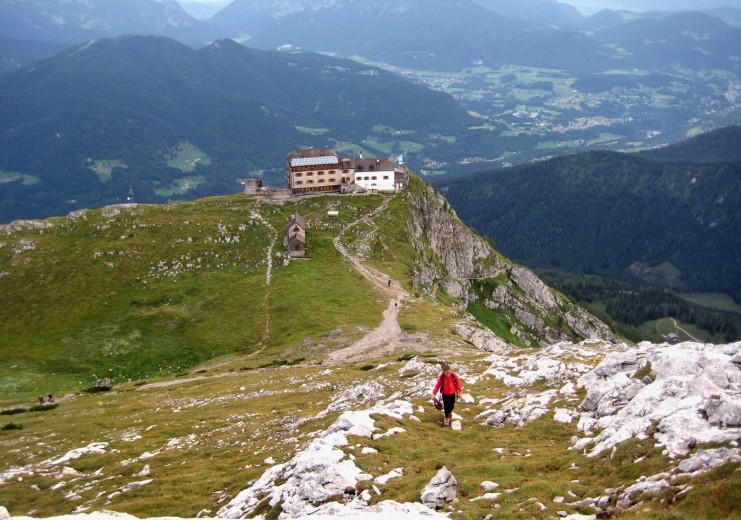 Alpine hut "Watzmannhaus"