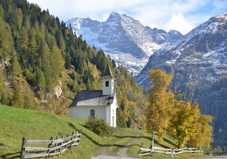 The Kelder chapel in the autumn