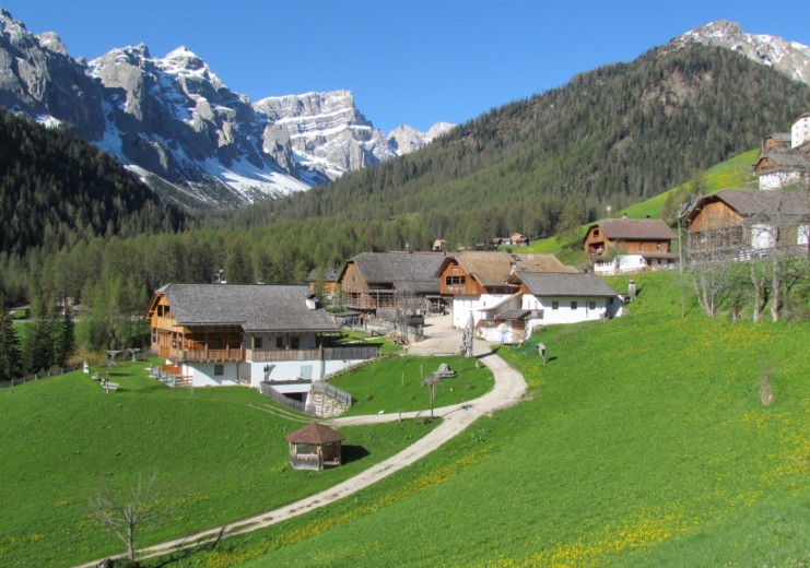 The Pension Odles (centre picture) is located in Seres